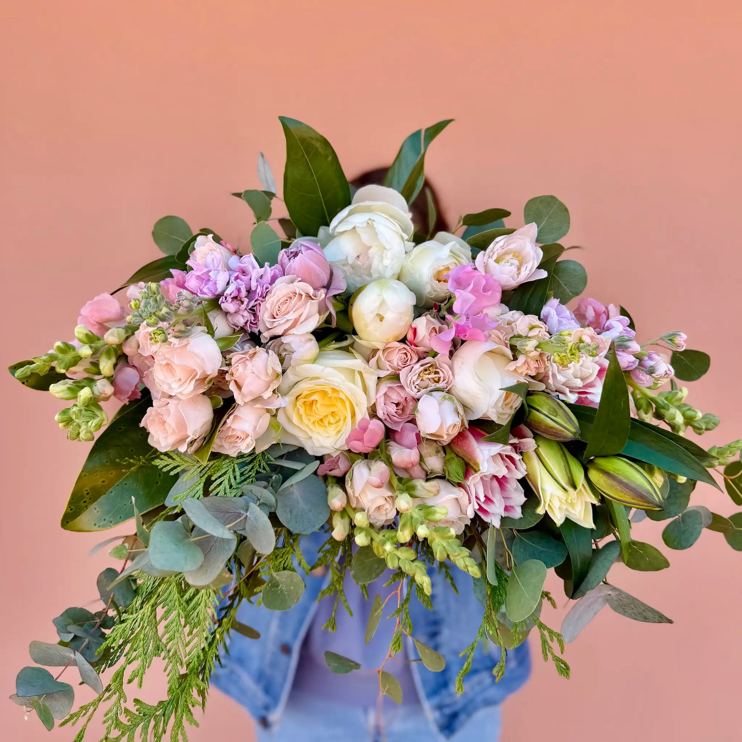 Ramo de flores en color pastel de Florster