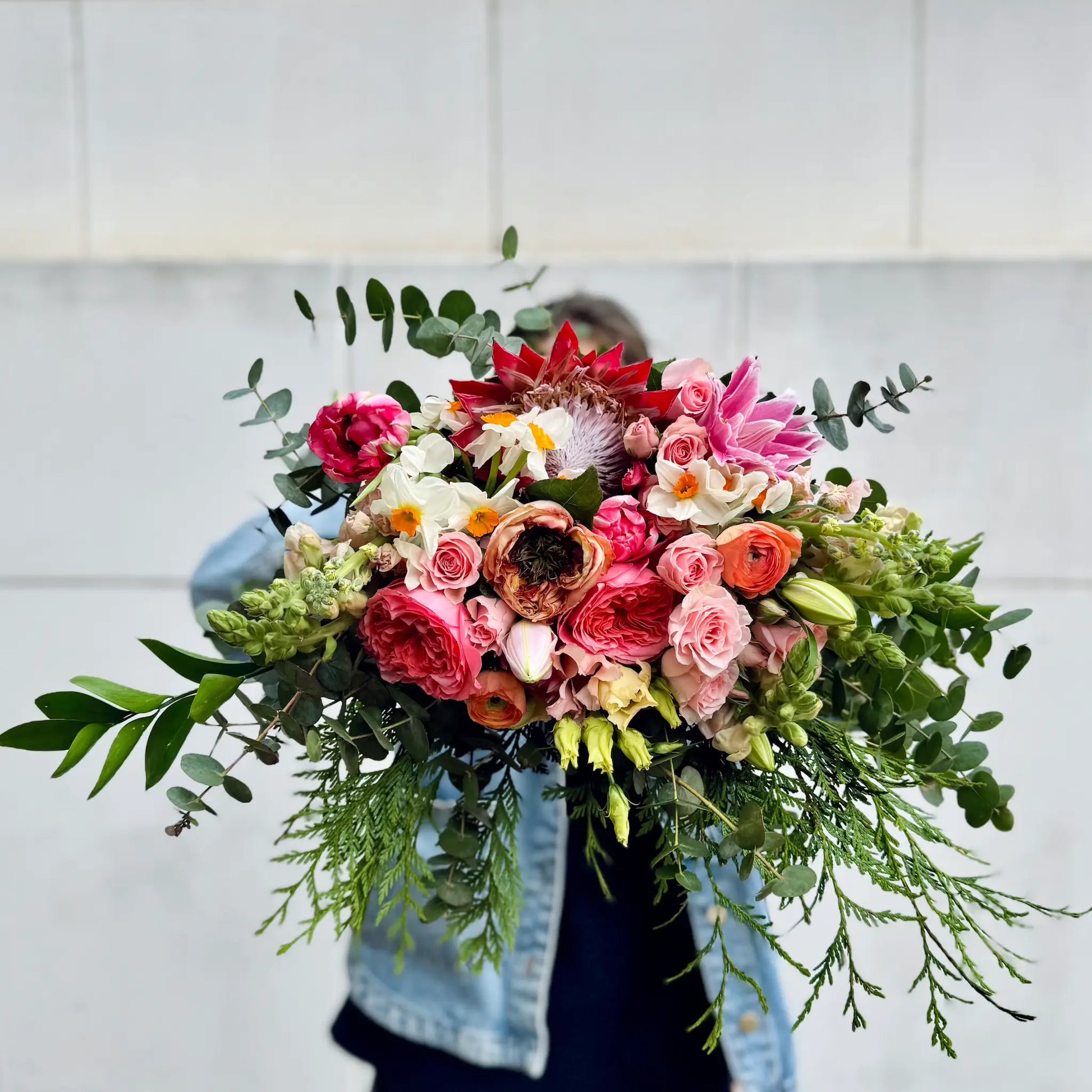 Ramo de flores de temporada de perfil  de Florster